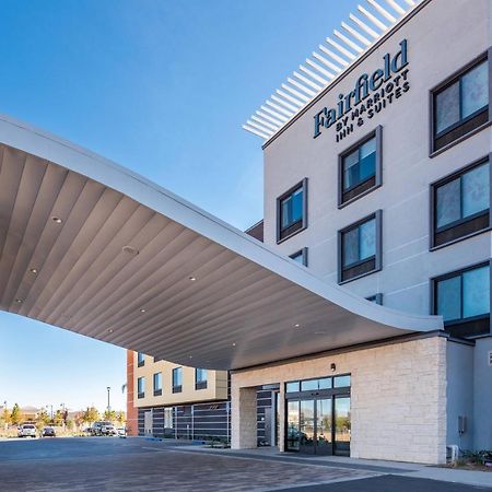 Fairfield Inn & Suites By Marriott メニフィー エクステリア 写真