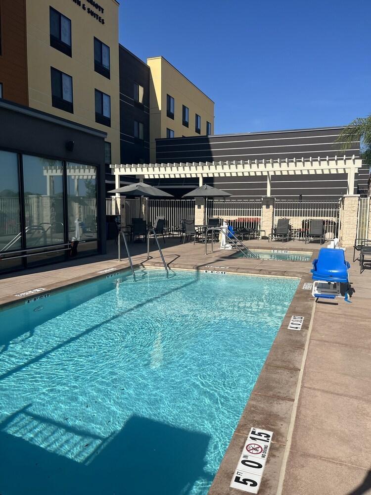 Fairfield Inn & Suites By Marriott メニフィー エクステリア 写真