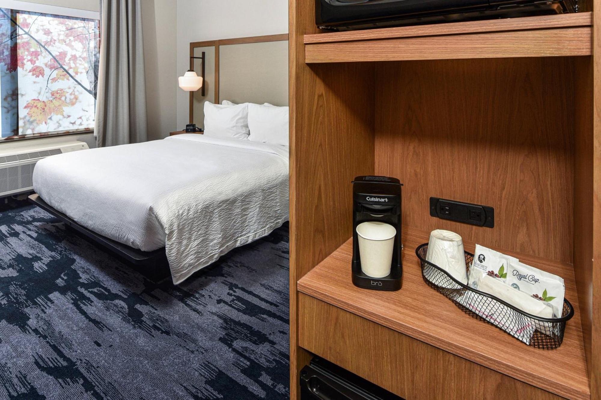 Fairfield Inn & Suites By Marriott メニフィー エクステリア 写真